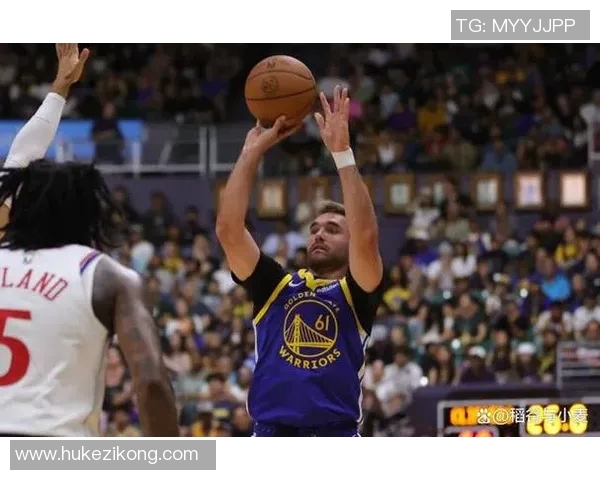 勇士惨败热火却挖到宝藏！61号秀斯潘塞13助攻+10正负值惊艳全场